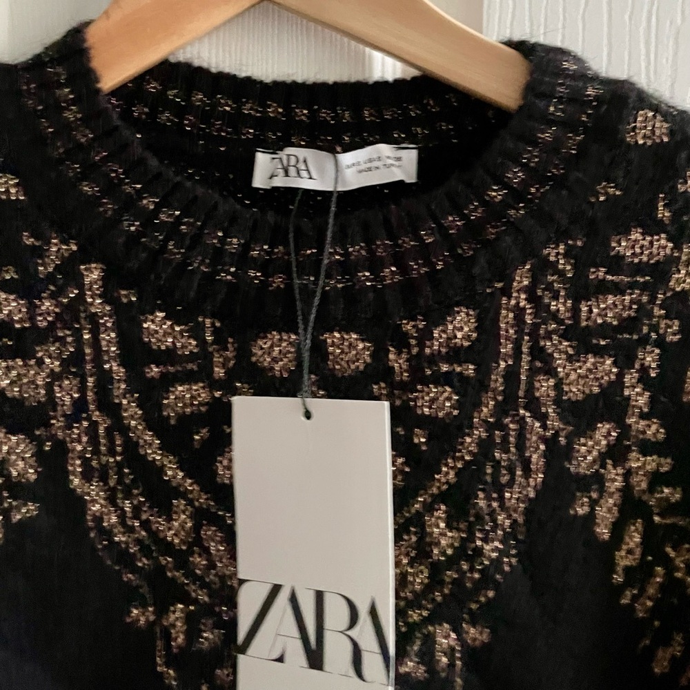 ZARA Gold Metallic Thread Jacquard Knit Sweater - Picture 8 of 9